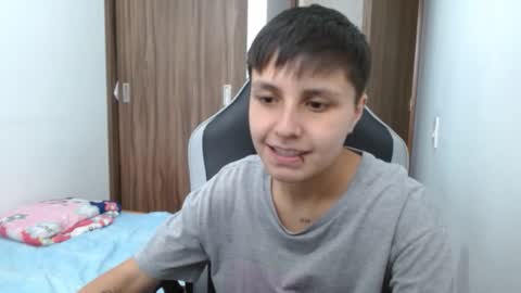 Snapshot of veronicaelite16 chatting on February 2025 08:30:01 PM Veronica Clark online show from February 2025 08:30:01 PM