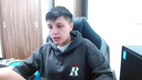 Snapshot of veronicaelite16 chatting on February 2025 11:47:02 PM Veronica Clark online show from February 2025 11:47:02 PM