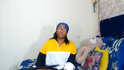Snapshot of veronicarod1 chatting on April 2026 06:57:02 PM veronicarod1 online show from April 2026 06:57:02 PM