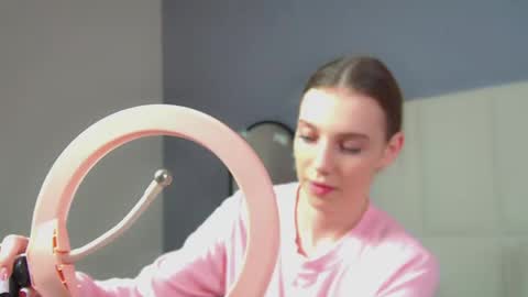 Veronica online show from June 2026 06:35:01 PM
