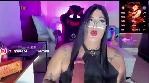 Snapshot of veronika_foxter chatting on June 2026 04:12:02 PM veronika gomez ind online show from June 2026 04:12:02 PM