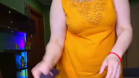 Snapshot of veronikawgold chatting on July 2026 05:00:02 AM VeronikawGold online show from July 2026 05:00:02 AM