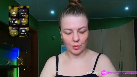 Snapshot of veronikawgold chatting on July 2026 02:17:02 AM VeronikawGold online show from July 2026 02:17:02 AM