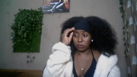 Snapshot of verronique1511 chatting on June 2026 07:23:01 PM verronique1511 online show from June 2026 07:23:01 PM
