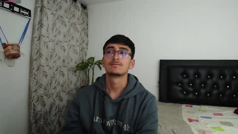 Snapshot of versatileguuy chatting on September 2025 02:13:01 AM versatileguuy online show from September 2025 02:13:01 AM