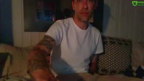 Snapshot of versatilexswede chatting on August 2026 11:41:01 PM John online show from August 2026 11:41:01 PM