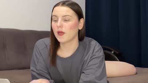 Karina followed me bb online show from December 2025 05:28:02 PM