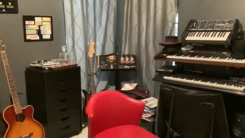 vervalas online show from April 2026 10:27:01 PM