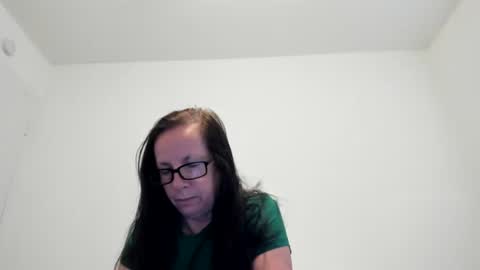 verysassypeachgoddess online show from March 2026 12:52:01 PM