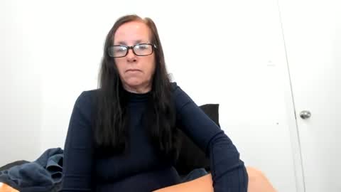 verysassypeachgoddess online show from July 2026 02:54:01 PM