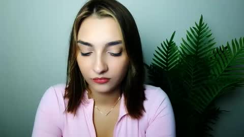 Ana online show from November 2025 05:23:01 PM