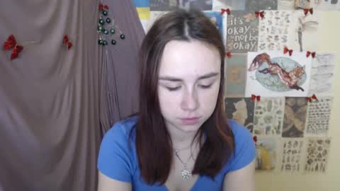 veryveryvery_shy online show from December 2025 06:50:01 AM