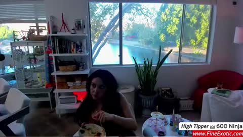 Snapshot of vesafine chatting on December 2024 11:23:02 PM vesafine online show from December 2024 11:23:02 PM