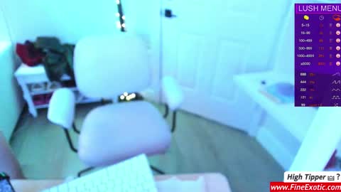 Snapshot of vesafine chatting on December 2024 06:14:02 AM vesafine online show from December 2024 06:14:02 AM