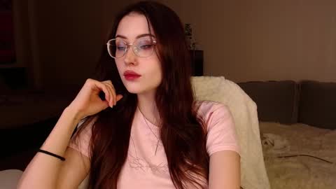 Iva  online show from March 2026 09:12:01 PM