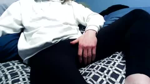 Snapshot of vexnew chatting on April 2026 09:42:02 PM Vexnew online show from April 2026 09:42:02 PM