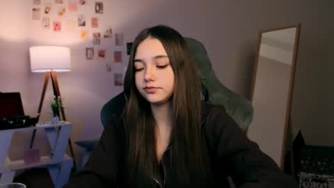 Rachel online show from November 2025 07:16:02 PM