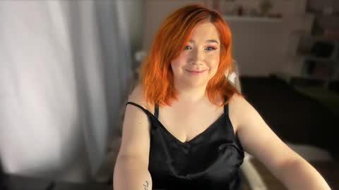 Snapshot of vi__vixen chatting on May 2026 11:27:01 AM Vi Vixen online show from May 2026 11:27:01 AM
