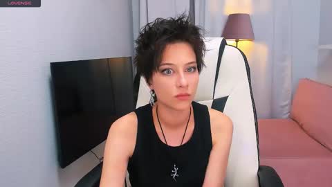 Via online show from September 2025 09:15:02 PM