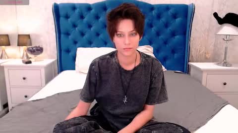 Via online show from October 2025 08:08:02 PM