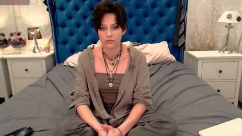 Via online show from December 2025 01:33:02 AM