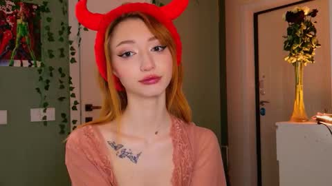 VIARESS online show from September 2025 05:37:01 PM