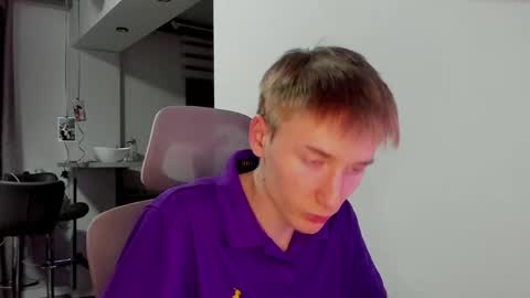 vibemygirl online show from February 2026 12:20:01 PM