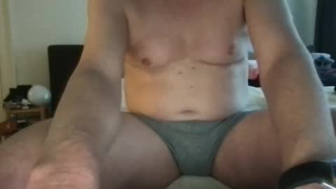 Snapshot of vic42hard chatting on December 2024 02:57:02 PM vic42hard online show from December 2024 02:57:02 PM