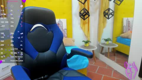 Snapshot of vic_nahomy chatting on February 2025 06:48:02 PM nahomy online show from February 2025 06:48:02 PM