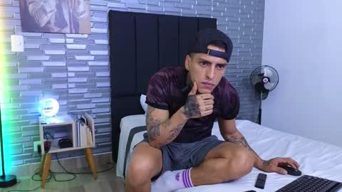 Victor cardenas online show from January 2025 09:39:02 PM