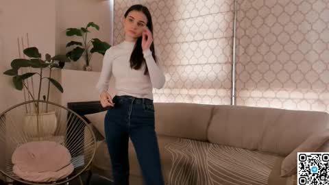 Snapshot of viceberry chatting on November 2025 07:14:02 AM Emily online show from November 2025 07:14:02 AM