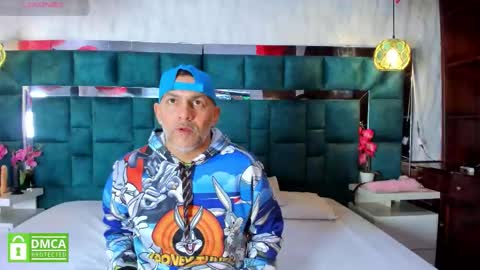 antonia y andrew online show from February 2026 06:03:02 AM