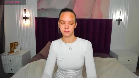 vickie_smith online show from November 2025 12:49:02 AM