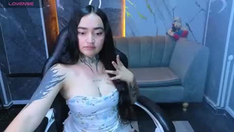 Snapshot of vickky_b chatting on July 2026 07:52:02 PM VICKY online show from July 2026 07:52:02 PM