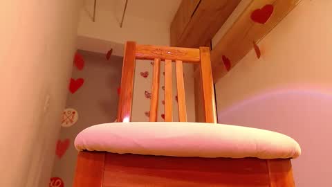 Vicky  online show from February 2025 01:10:02 PM