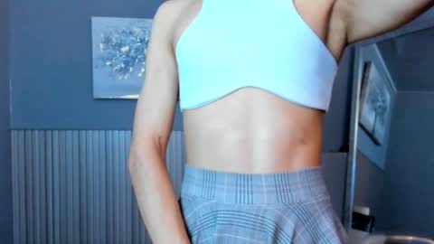  Vicky  online show from April 2026 01:50:02 PM