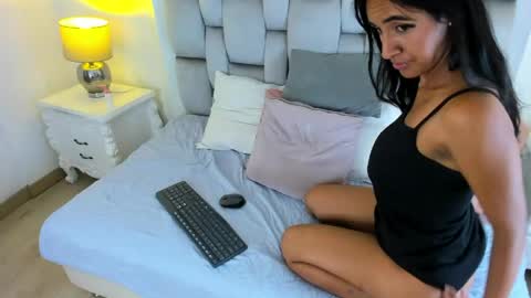 Snapshot of vicky_franco chatting on June 2026 08:00:01 PM vicky franco online show from June 2026 08:00:01 PM