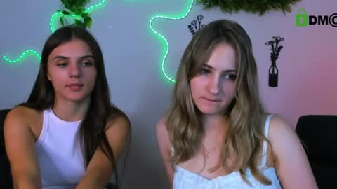 vicky_kim online show from July 2026 11:21:02 PM