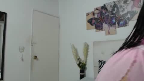 Snapshot of vicky_lane chatting on July 2026 11:27:02 AM vicky_lane online show from July 2026 11:27:02 AM