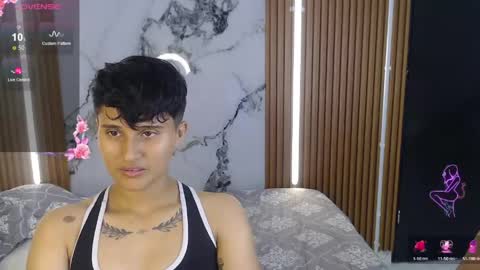 Snapshot of vicky_wel chatting on April 2026 10:14:02 PM Victoria y Danniela online show from April 2026 10:14:02 PM