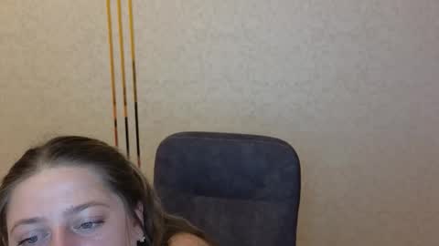 Snapshot of vickyberryy chatting on September 2025 04:45:01 AM Viki online show from September 2025 04:45:01 AM