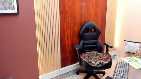 Vicky online show from February 2025 01:49:02 AM