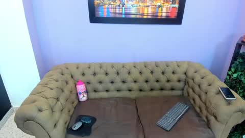 Vicky online show from October 2025 08:29:01 PM