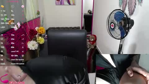 Valentina online show from April 2026 07:04:02 PM