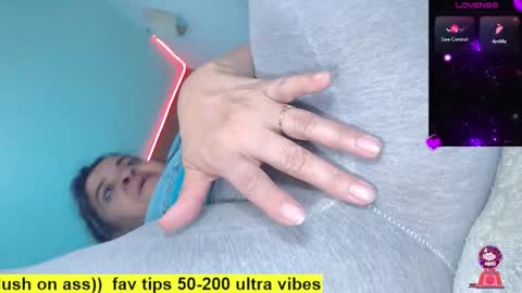 vickytera777 online show from December 2025 12:47:01 PM