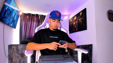 Snapshot of victor_ospina chatting on March 2026 12:38:02 PM victor have a nice day ... online show from March 2026 12:38:02 PM