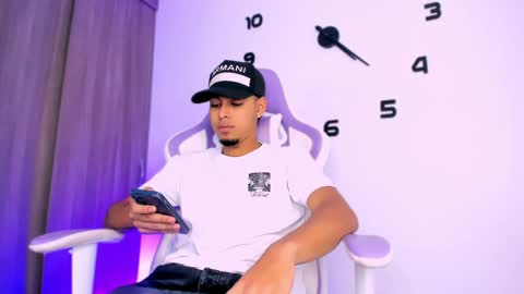 Snapshot of victor_ospina chatting on April 2026 01:31:01 PM victor have a nice day ... online show from April 2026 01:31:01 PM