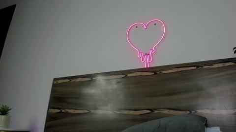 Victoria online show from December 2024 03:33:01 PM