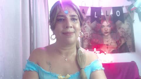 Hi guys   Im victoria  Be the one who can control me in PVT online show from October 2025 03:47:02 PM