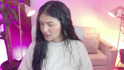 Snapshot of victoria___moon chatting on January 2026 01:16:02 PM victoria online show from January 2026 01:16:02 PM